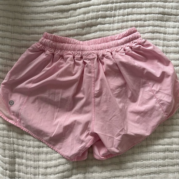 Lululemon Hotty Hot Short II *Long 4" Miami Pink (Size: 4 Long/Tall) - Picture 9 of 10